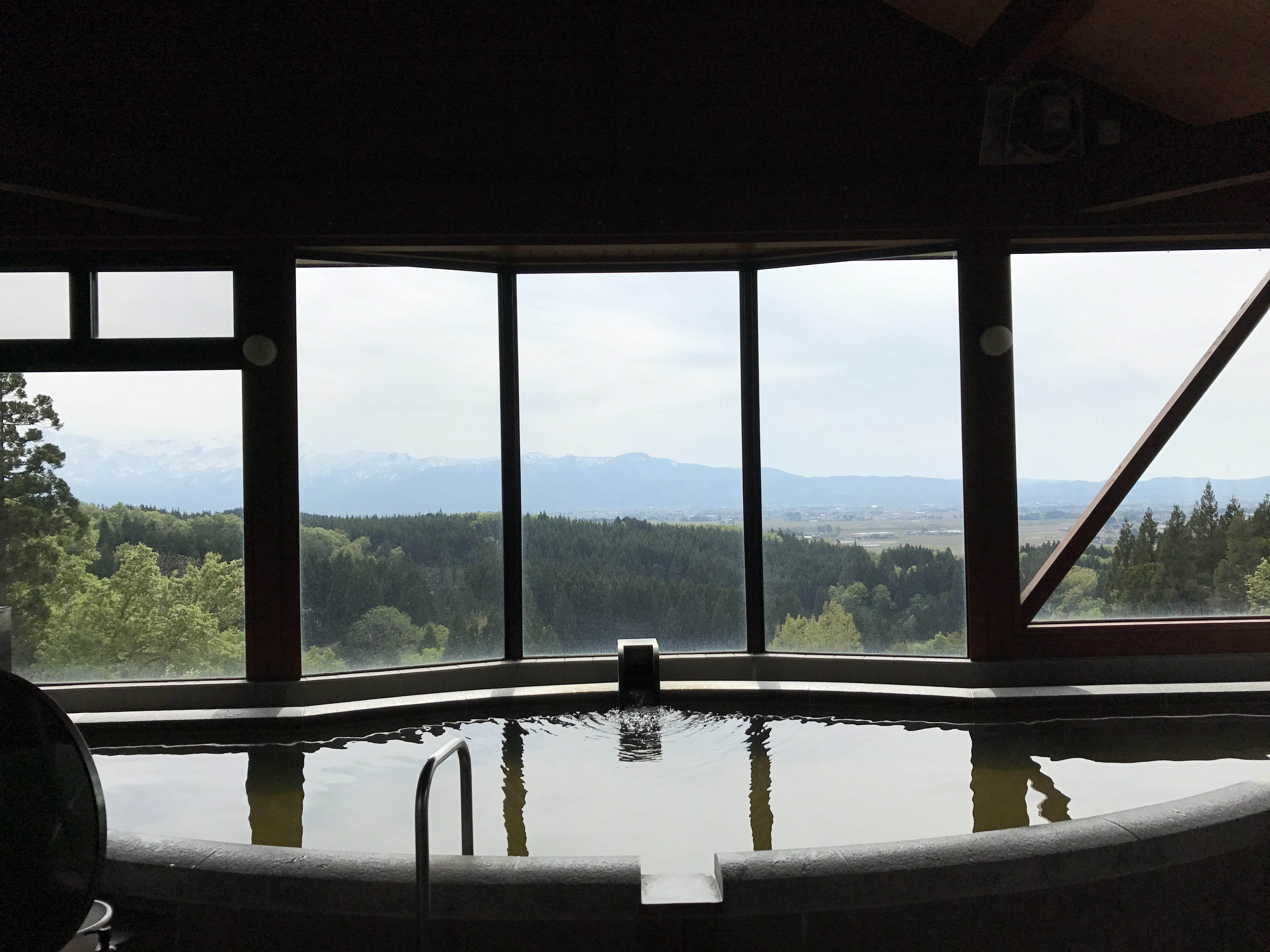 上越市にあるホテル米本陣で天空風呂に入ってきた